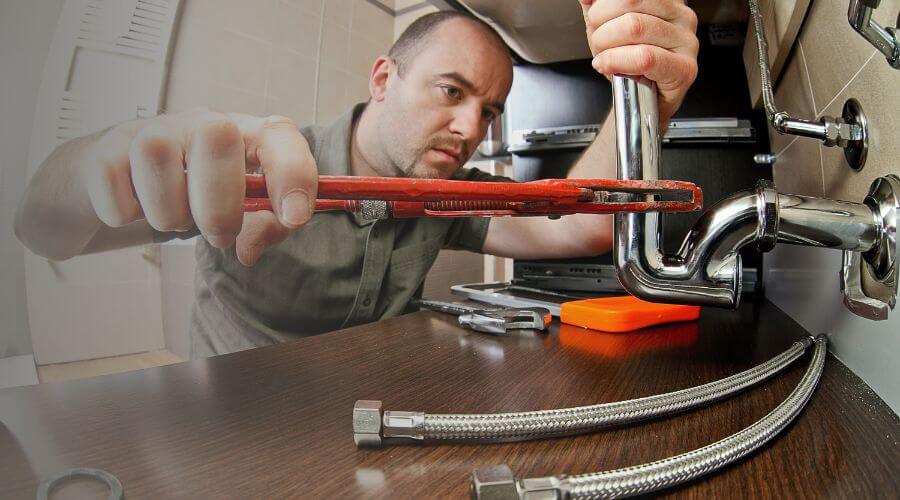 Professional emergency plumbing in Otisco, IN